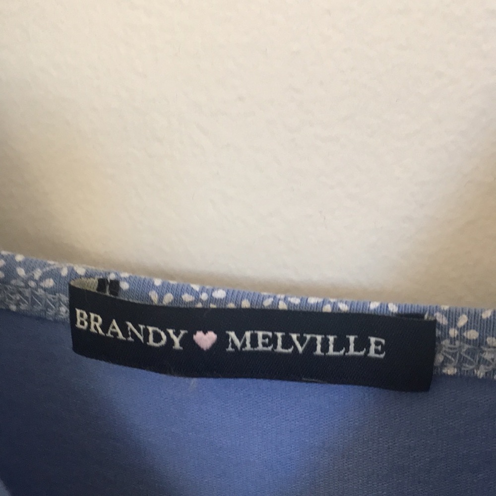 BRANDY Melville adorable dress 👗 EUC - Picture 2 of 4
